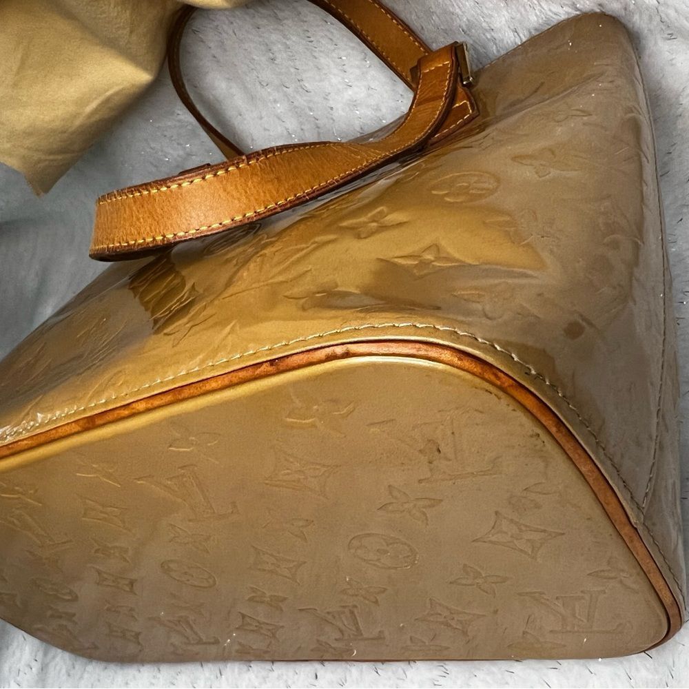 AUTH LOUIS VUITTON VERNIS BAG- tan/beige - Picture 11 of 15